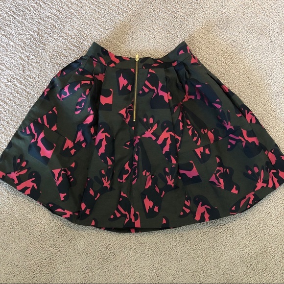 EUC Banana Republic skirt - Picture 3 of 6